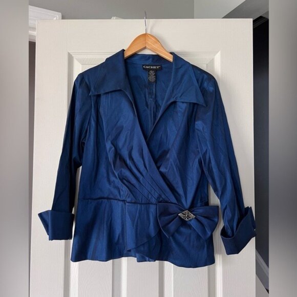 Cachet Women’s Blue Satin Blouse Top Size 14 Jewel Bow Accent Evening Formal Coc - Picture 1 of 4